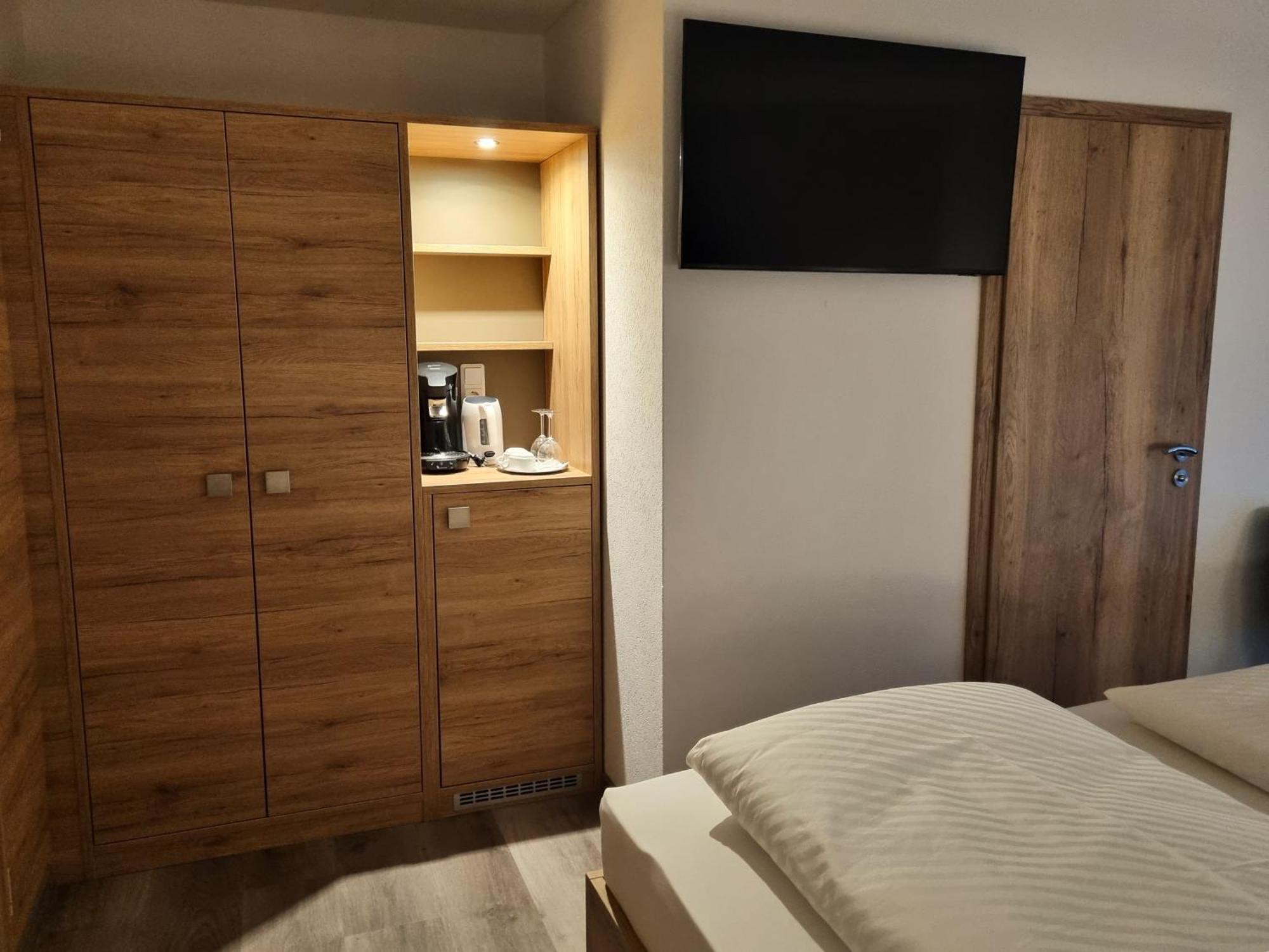 Hotel Julia Am Deich Norden Exteriör bild